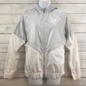 Women’s Nike Windrunner Hooded Jacket With Vent